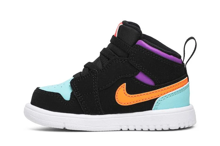 Krossovki-Air-Jordan-1-Mid-ALT-TD-What-The-2