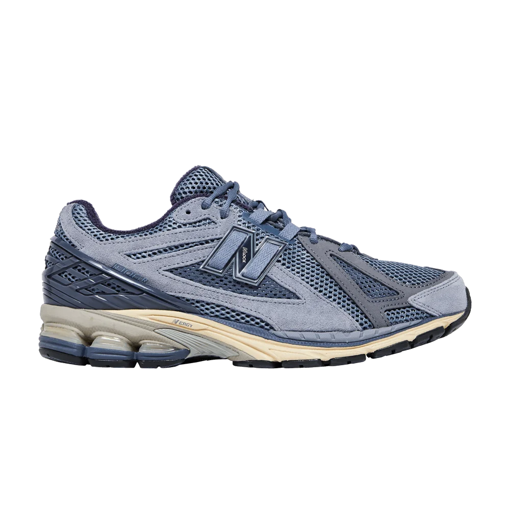 Krossovki-AURALEE-x-New-Balance-1906R-Flint-Stone