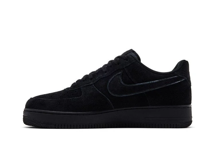 Кроссовки Nike Air Force 1 '07 LV8 'Black Cat'