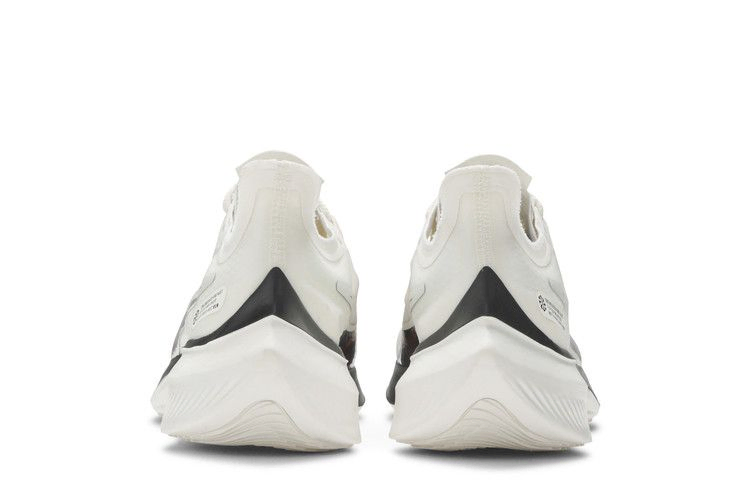 wmns-zoom-gravity-barely-rose-cu4824-100_05