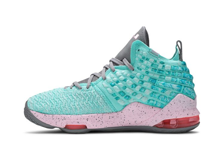 Кроссовки Nike LeBron 17 GS 'South Beach'