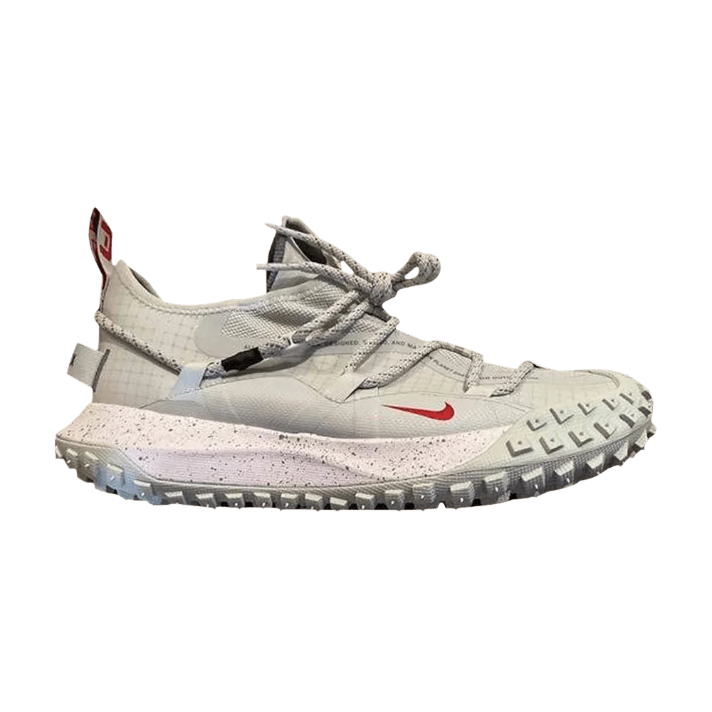 Krossovki-Nike-ACG-Mountain-Fly-Low-GTX-Team-USA