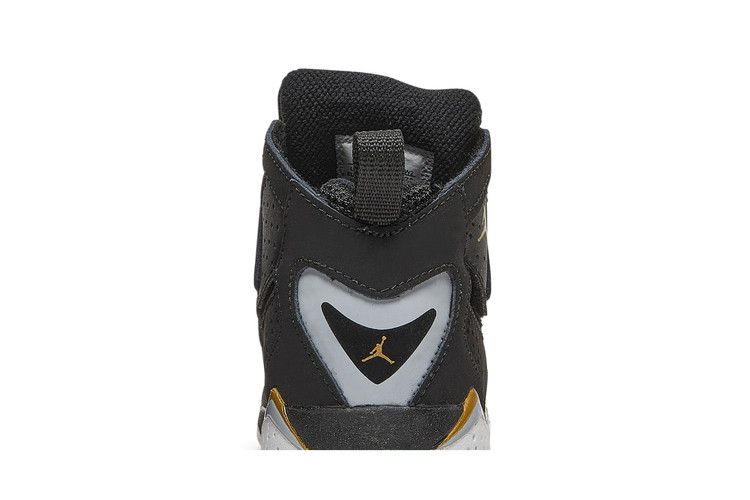 Кроссовки Air Jordan True Flight TD 'Black Metallic Gold' 2019