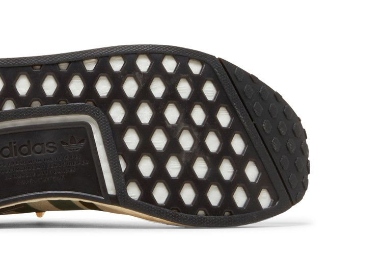 wmns-nmd_r1-white-focus-olive-gx6490_04