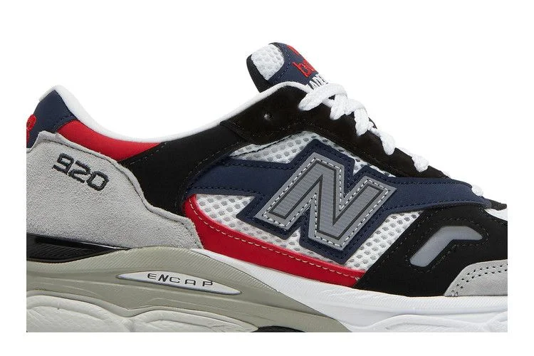 Krossovki-New-Balance-920-Made-In-England-Grey-Black-1