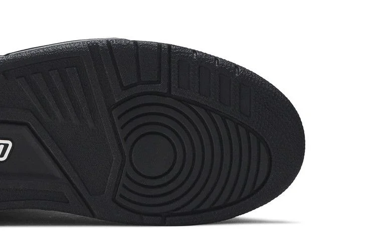 Krossovki-Air-Jordan-3-Retro-Black-Cat-4