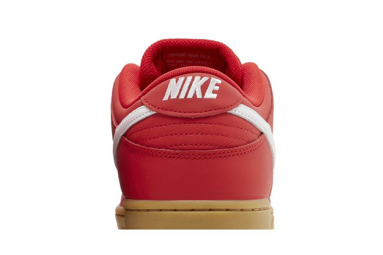 Кроссовки Nike Dunk Low Pro SB 'University Red Gum'
