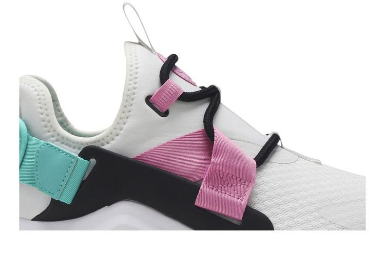 wmns-air-huarache-city-low-hyper-jade-ah6804-014_01