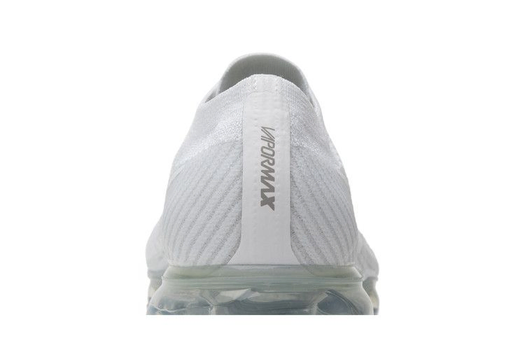 air-vapormax-white-christmas-849558-100_06