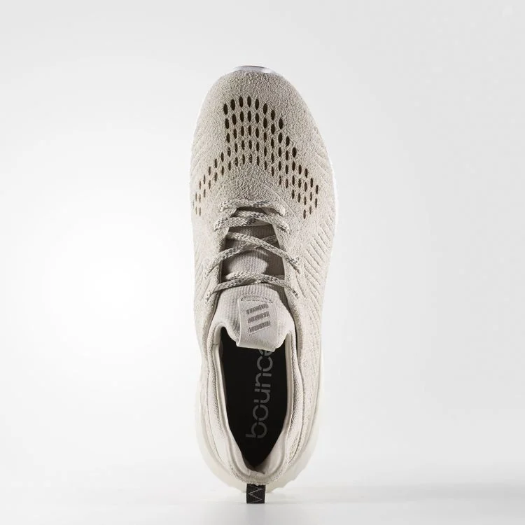 Krossovki-Adidas-Alphabounce-Suede-1