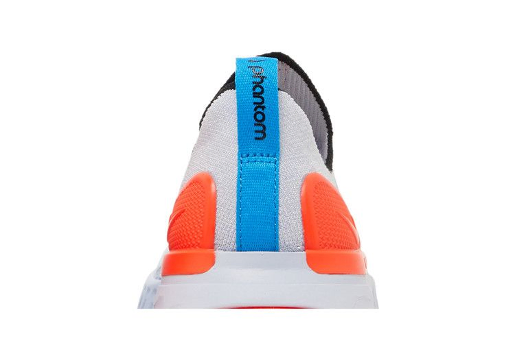 wmns-react-phantom-run-flyknit-2-grey-bright-crimson-dv2179-001_06
