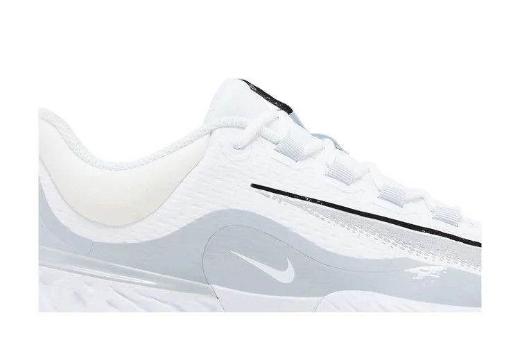 Krossovki-Nike-Alpha-Huarache-Elite-4-Low-White-Wolf-Grey-1