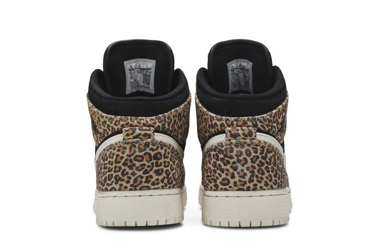 Krossovki-Air-Jordan-1-Mid-SE-GS-Leopard-5