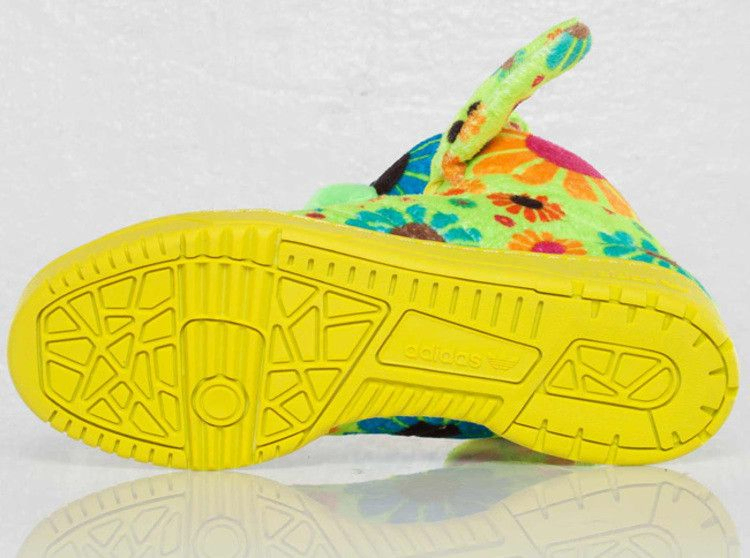 Кроссовки Adidas JS Bear 'Flower Power'