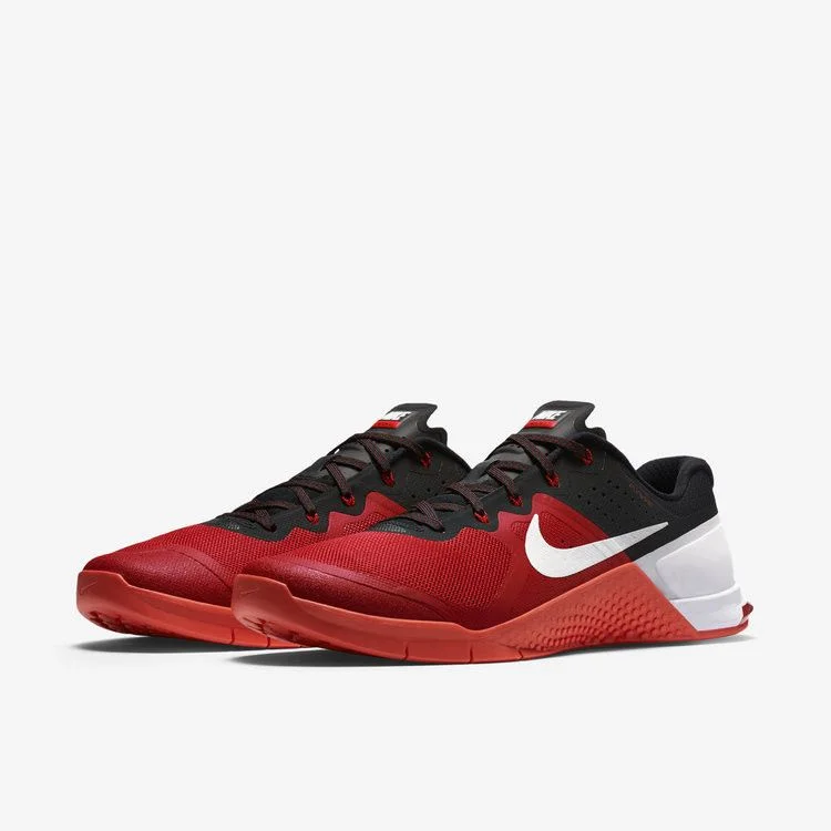 Krossovki-Nike-Metcon-2-University-Red-2