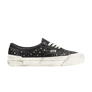 authentic-44-lx-studded-leather-vn000egzbpr-300x300