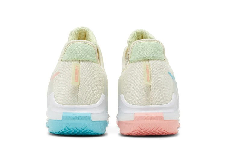 Кроссовки Nike LeBron Witness 6 'Easter'