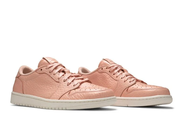 Krossovki-Air-Jordan-1-Retro-Low-Swooshless-Arctic-Orange-7