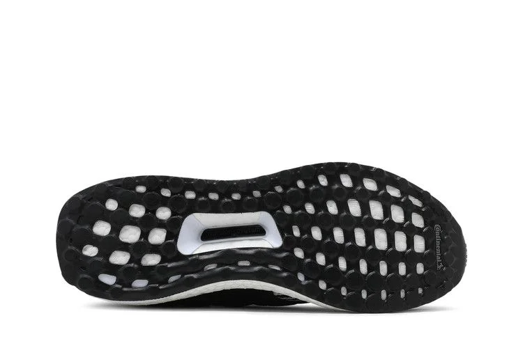 Krossovki-adidas-UltraBoost-5.0-DNA-J-Oreo-3
