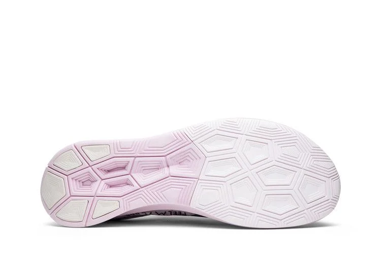 Krossovki-Nathan-Bell-x-Nike-Zoom-Fly-SP-Doodles-3