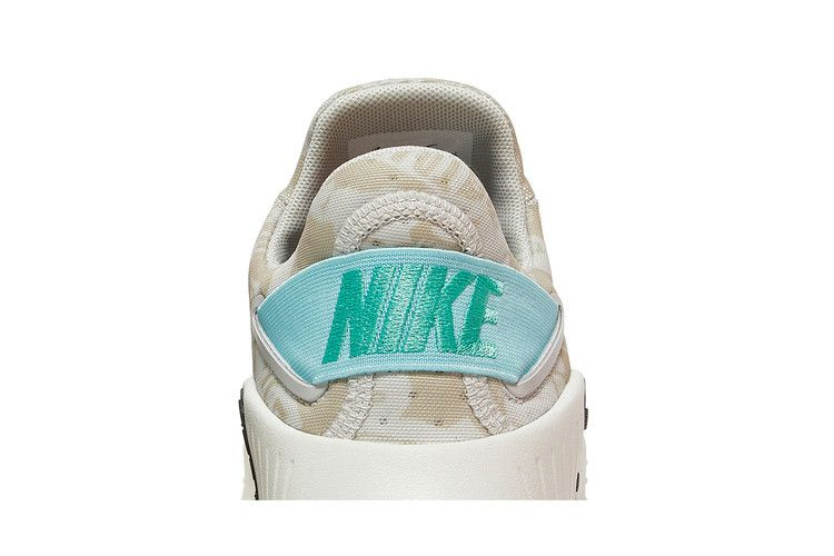 Кроссовки Nike Wmns Free Metcon 4 'Platinum Tint Copa'