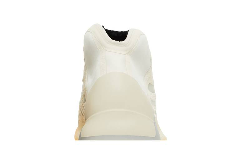 yeezy-quantum-cream-hq2085_06