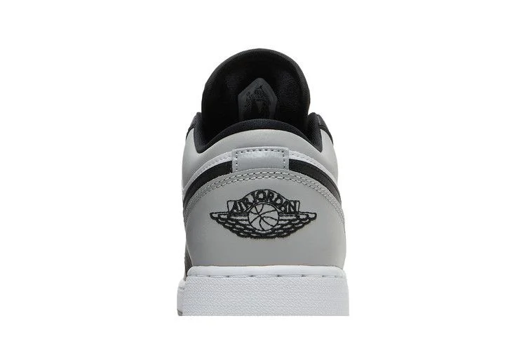 Кроссовки Air Jordan 1 Low GS 'Light Smoke Grey'
