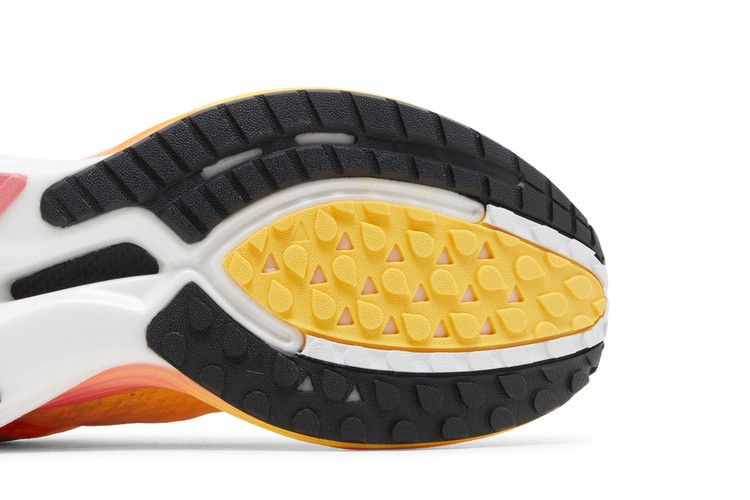 Кроссовки Puma Deviate Nitro 2 'Sunset Glow Sun Stream Black'