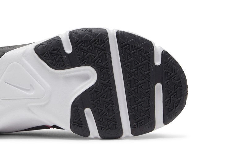 Кроссовки Nike Wmns Legend Essential 2 'Black Hyper Pink'