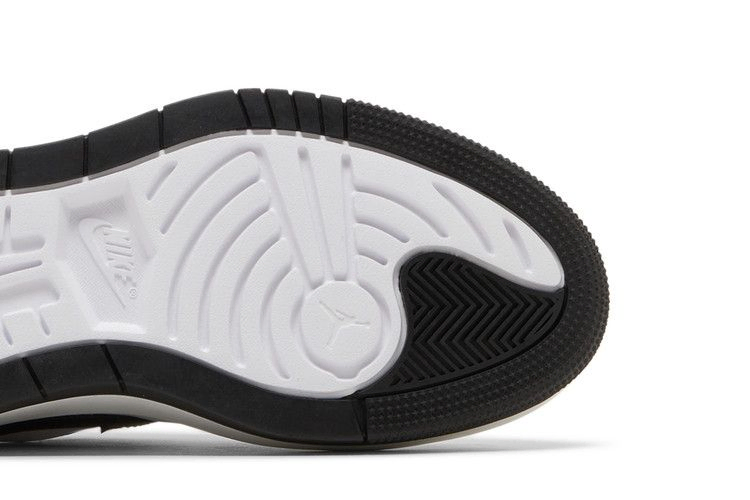 Кроссовки Wmns Air Jordan 1 Elevate Low SE 'Silver Toe'