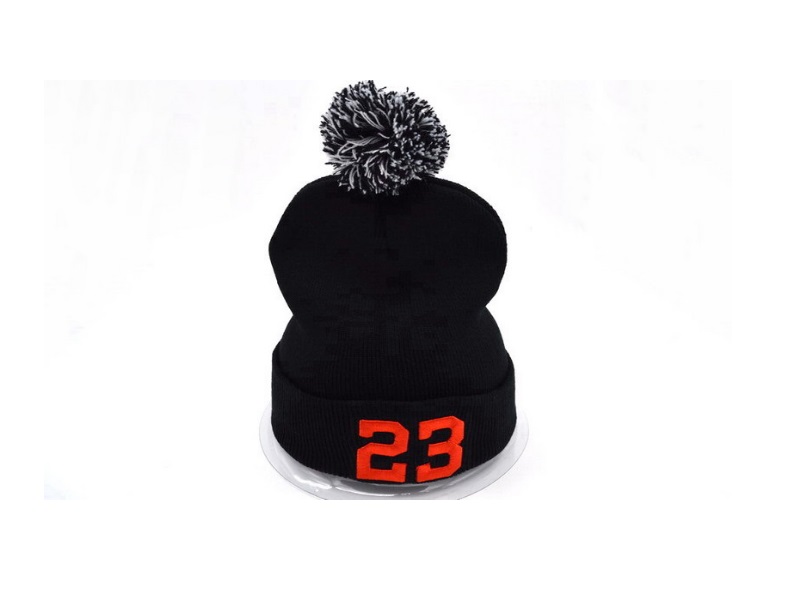 Шапка Jordan 23 #1 с помпоном