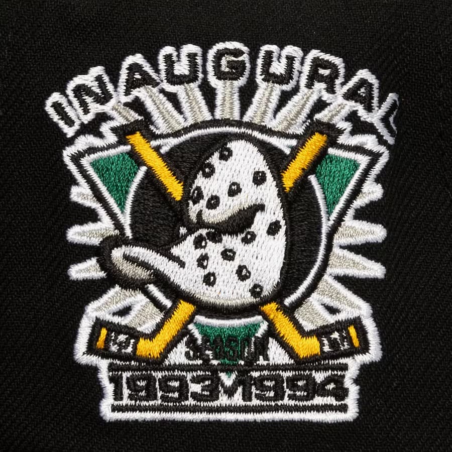 Бейсболка Mitchell & Ness Black Anaheim Ducks Oversweep Snapback Hat