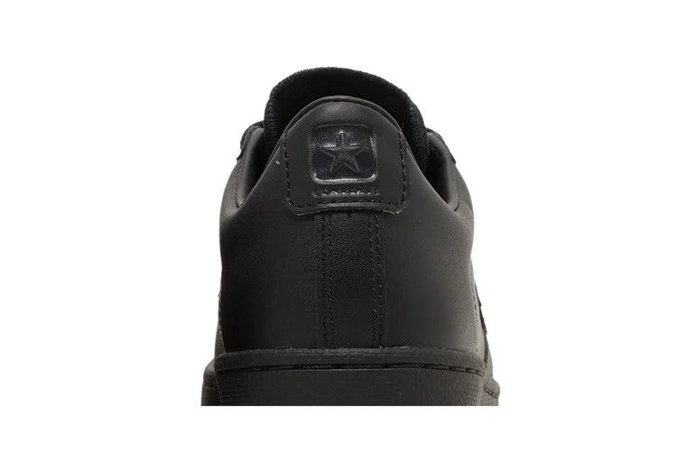 Krossovki-Converse-Pro-Leather-Low-Monocolor-Black-6