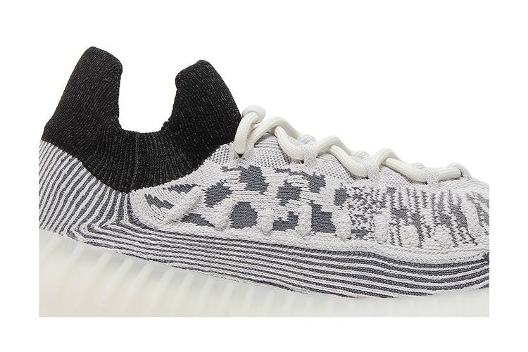 Кроссовки adidas Yeezy Boost 350 V2 CMPCT 'Panda'
