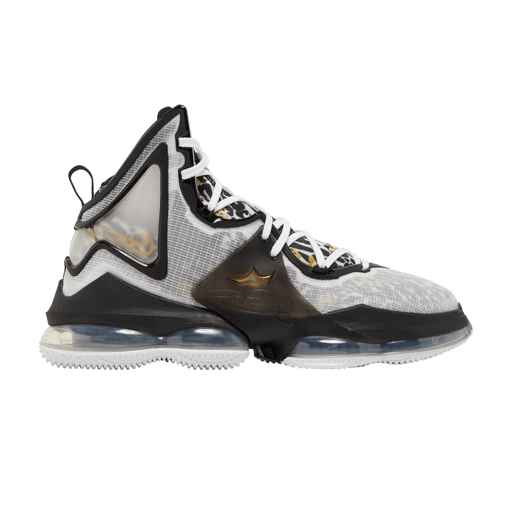 Кроссовки Nike LeBron 19