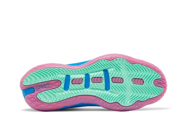 Krossovki-adidas-Dame-8-Battle-Of-The-Bubble-3