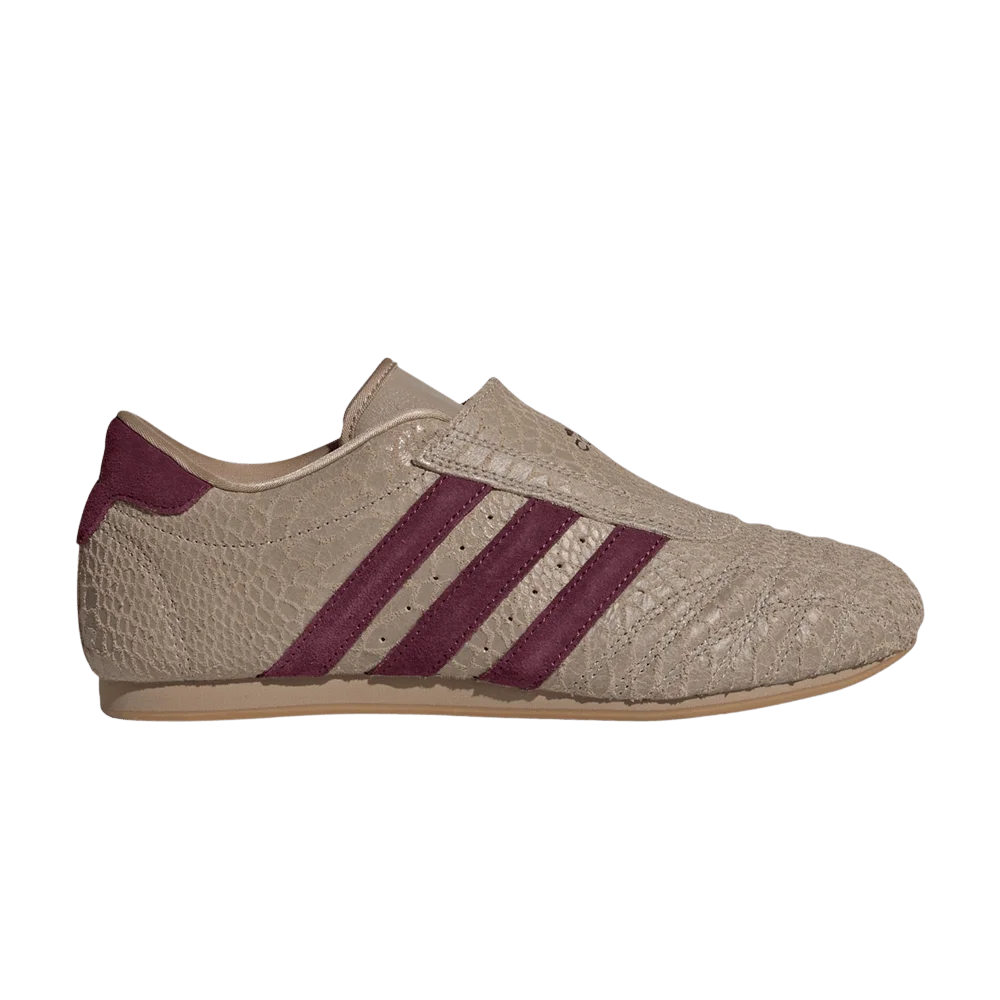 Кроссовки adidas Wmns Taekwondo 'Trace Khaki Maroon Gum'