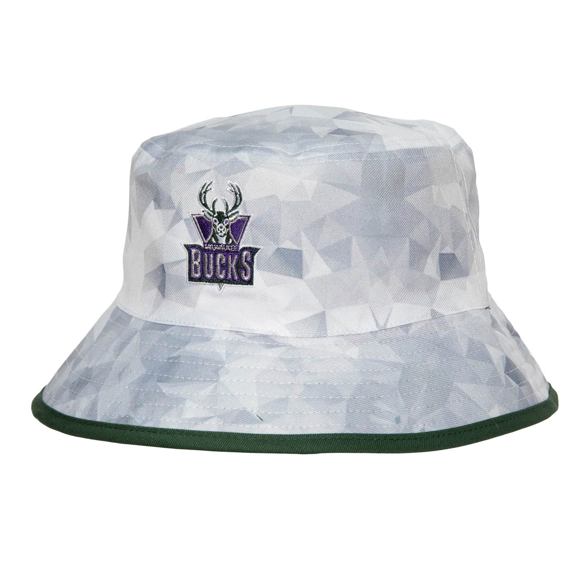 Mitchell-Ness-Lifestyle-Reversible-HWC-Milwaukee-Bucks-Bucket-Hat-2