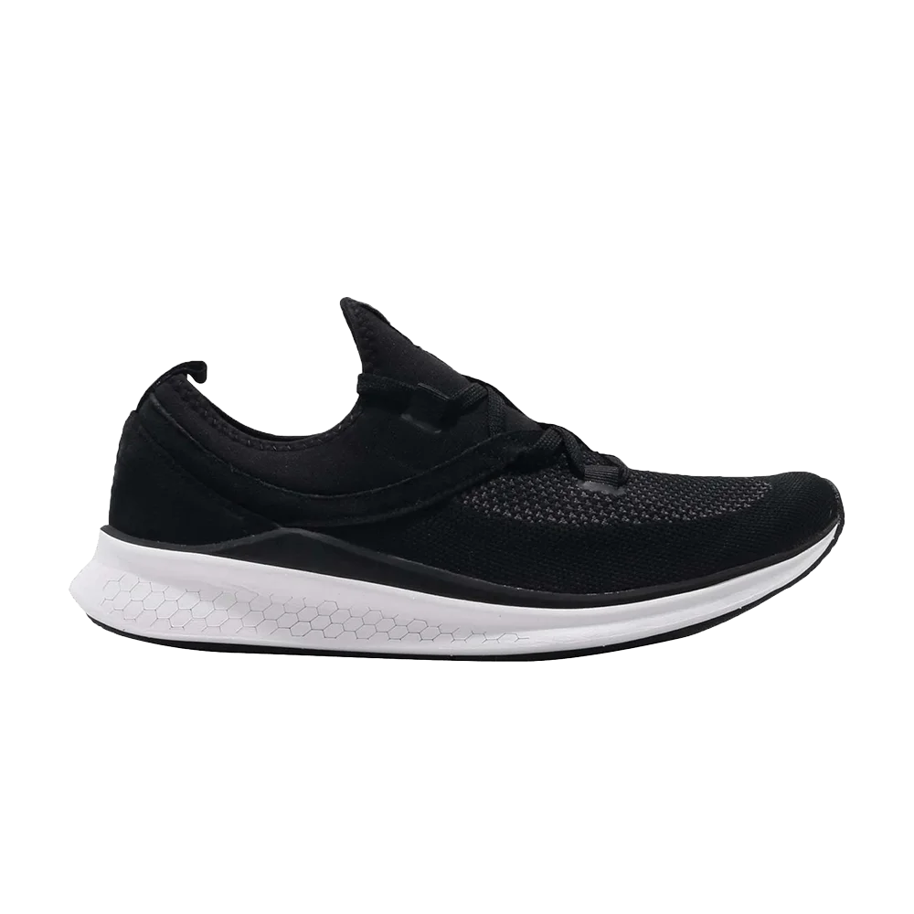 Krossovki-New-Balance-Fresh-Foam-LAZR-Black