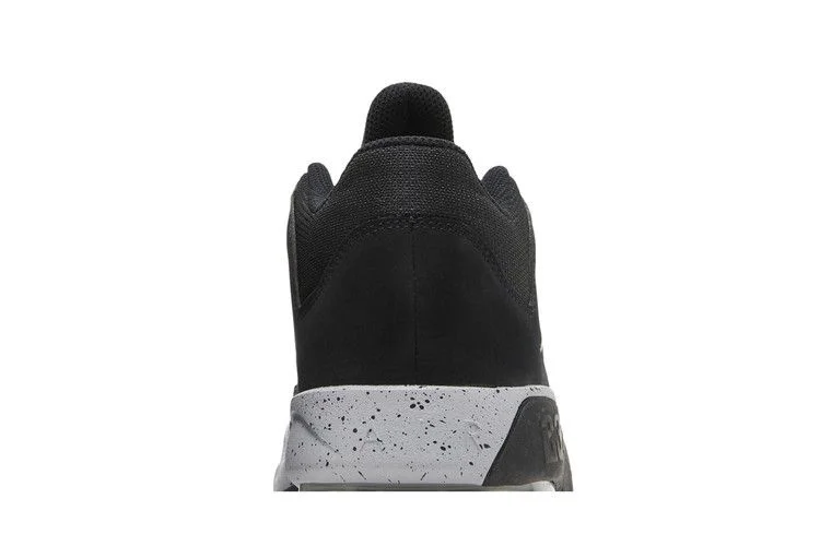 Krossovki-Air-Jordan-Max-Aura-3-GS-Black-Wolf-Grey-6