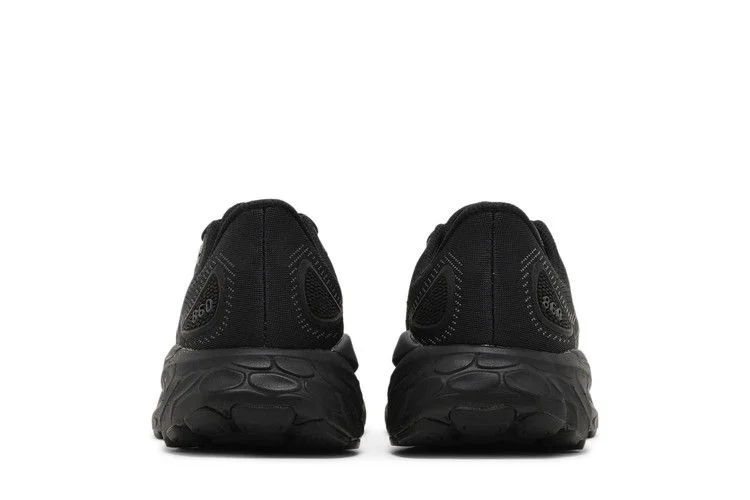 Krossovki-New-Balance-Fresh-Foam-X-860v13-2E-Wide-Black-Phantom-5