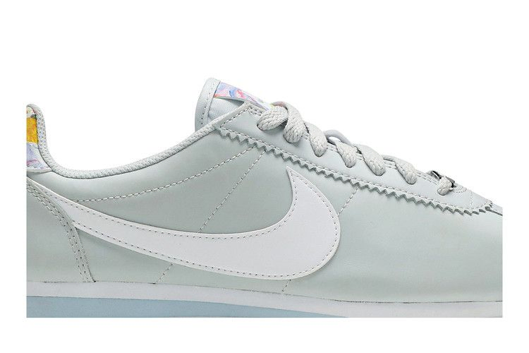Кроссовки Nike Wmns Classic Cortez 'Pure Platinum'