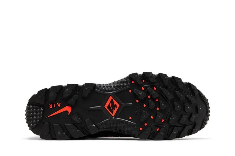Кроссовки Nike Air Humara 'Black Bright Crimson'
