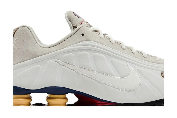 Кроссовки Nike Shox R4 Premium 'Design By Korea'