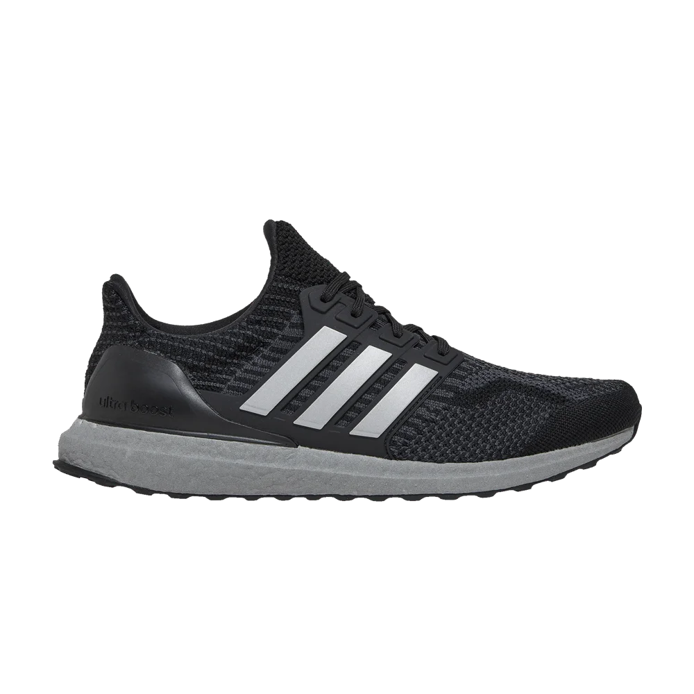 Krossovki-adidas-UltraBoost-5.0-DNA-Black-Silver-Metallic