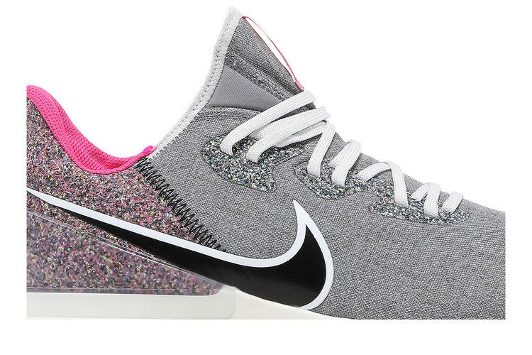 Кроссовки Nike Air Zoom Infinity Tour NRG 'Hyper Pink'