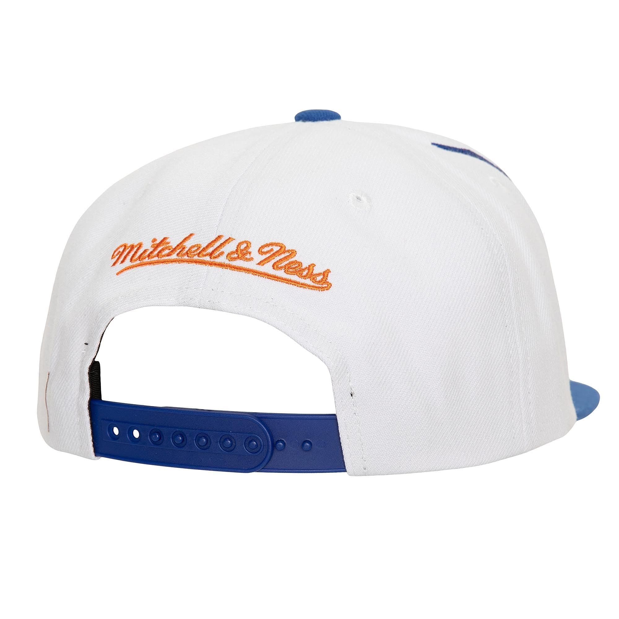 Mitchell-Ness-Waverunner-Snapback-New-York-Knicks-1