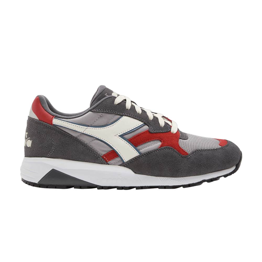 Кроссовки Diadora N902 'Gull Ebony'