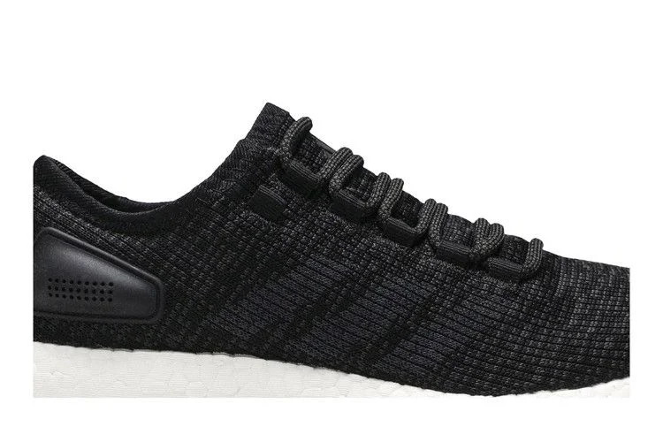 Krossovki-adidas-PureBoost-Core-Black-1