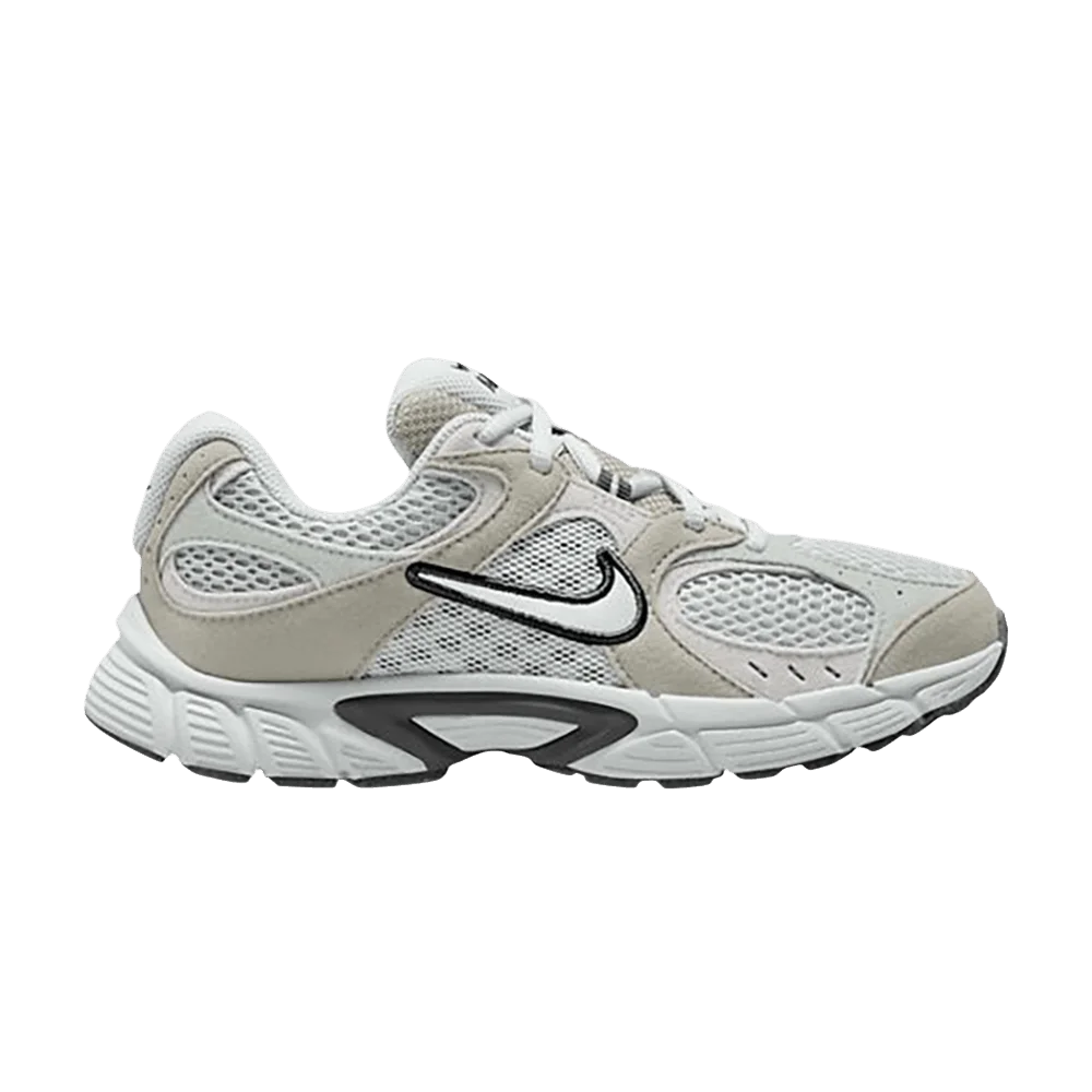 Krossovki-Nike-V5-RNR-GS-Off-White-Black-College-Grey